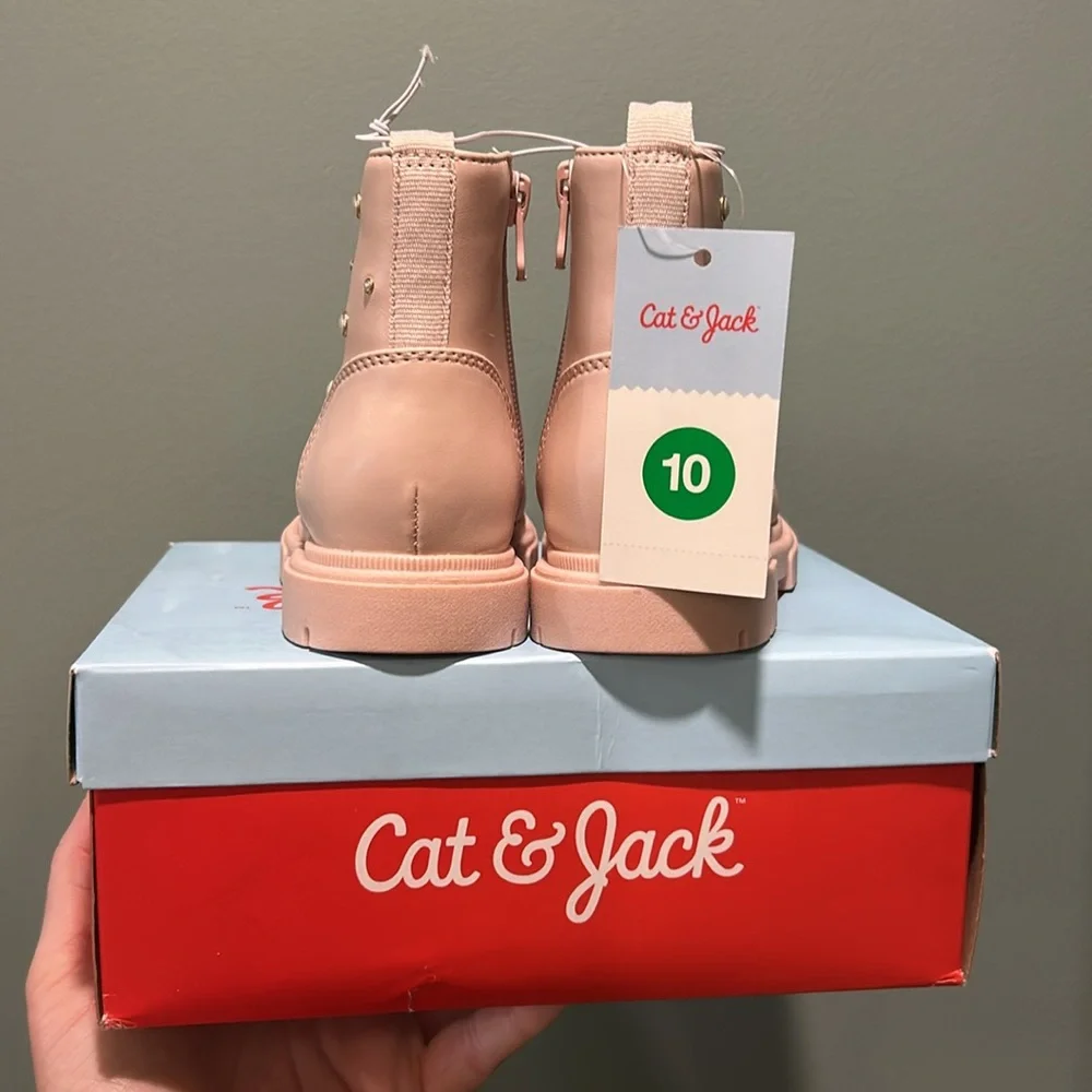 ✨BNWT - Cat & Jack Toddler Girls Amaya Lace up Combat Boots - size 5, 6 & 10✨